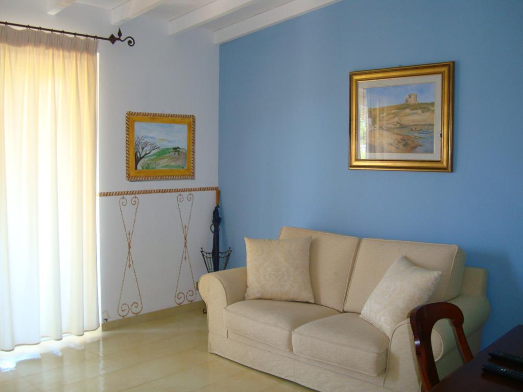 Country Resort Capo Nieddu Santa Caterina Di Pittinuri  Zimmer foto