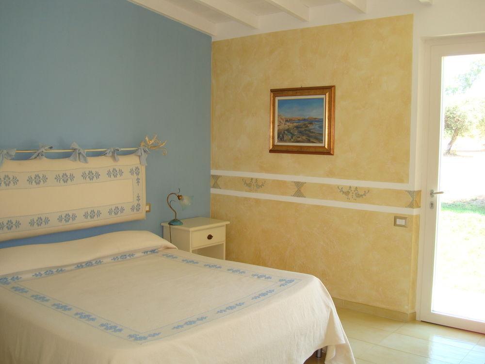 Country Resort Capo Nieddu Santa Caterina Di Pittinuri  Exterior foto